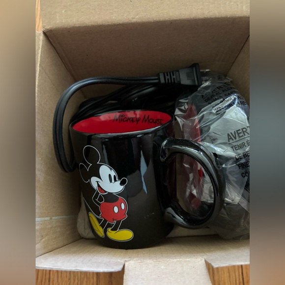 Disney Mickey Mouse Mug Warmer Includes 10oz Ceramic Mug Drinkware Cup NIB - Picture 7 of 7